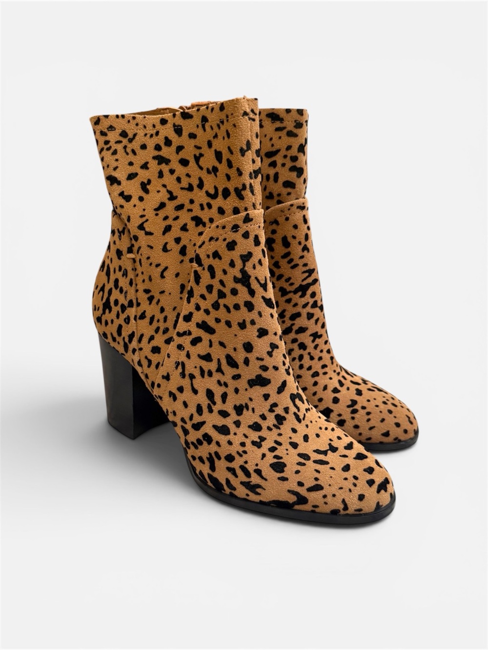 Gibson & Latimer Leopard Print Block Heel Booties Size 8 Western Boho Chic - Picture 1 of 9